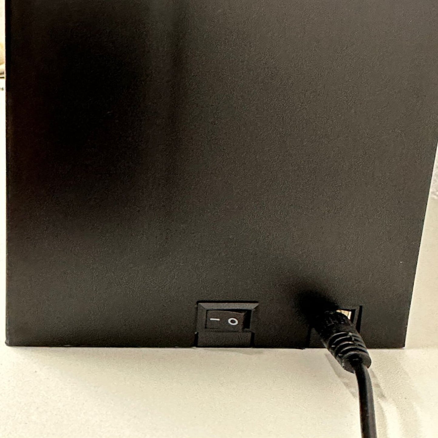 MODERNI UKRASNI ELEKTRIČNI LED KAMIN M711