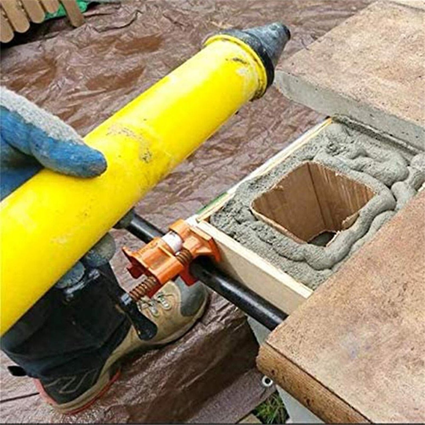 Ručna pumpa za fugiranje, brtvljenje i ispunjavanje cementom
