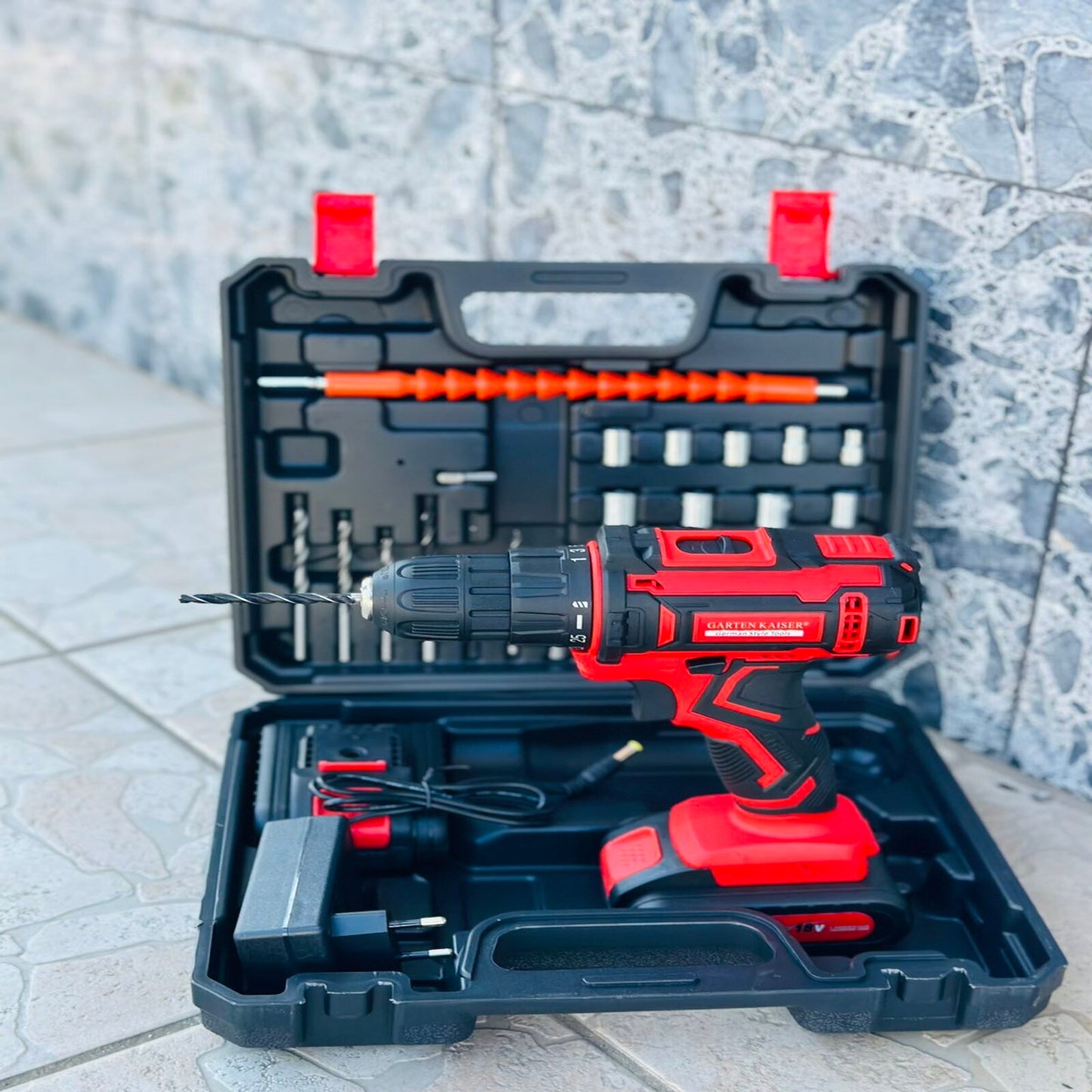Aku bušilica 18V (SET od 28 komada) X2 BATERIJA
