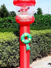 BOŽIĆNA LAMPA NA NAPUHAVANJE 2M KOJA SVIJETLI SA LETEĆIM SNIJEGOM